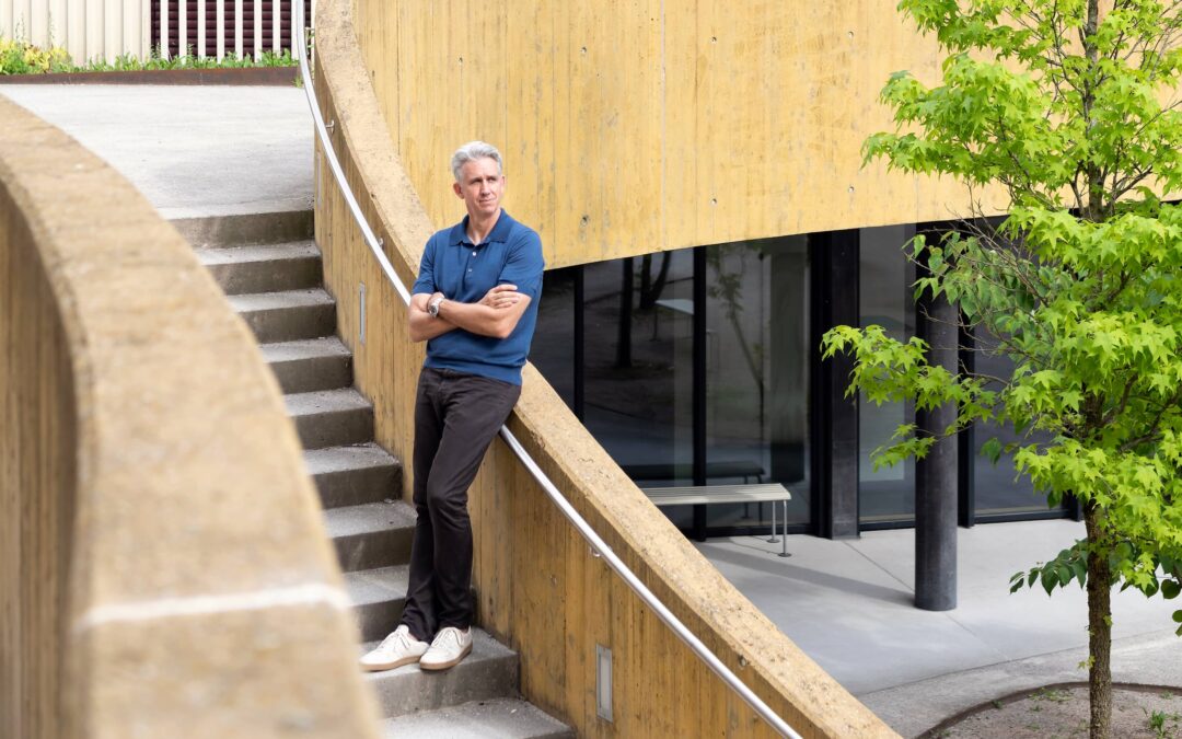 David Montalba on Architecture Between Two Worlds